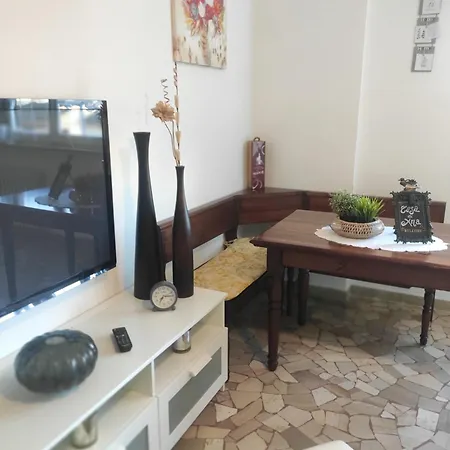 Casa Di Ana 2 * أنكونا